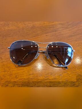 Maui Jim Cliff House Aviator Style Sunglasses